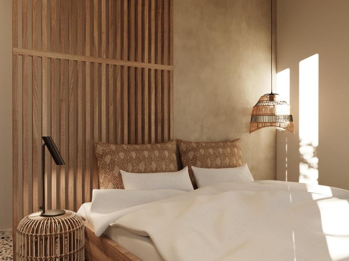 Orfeas Luxury Rooms & Studio Skopelos Town Exterior photo